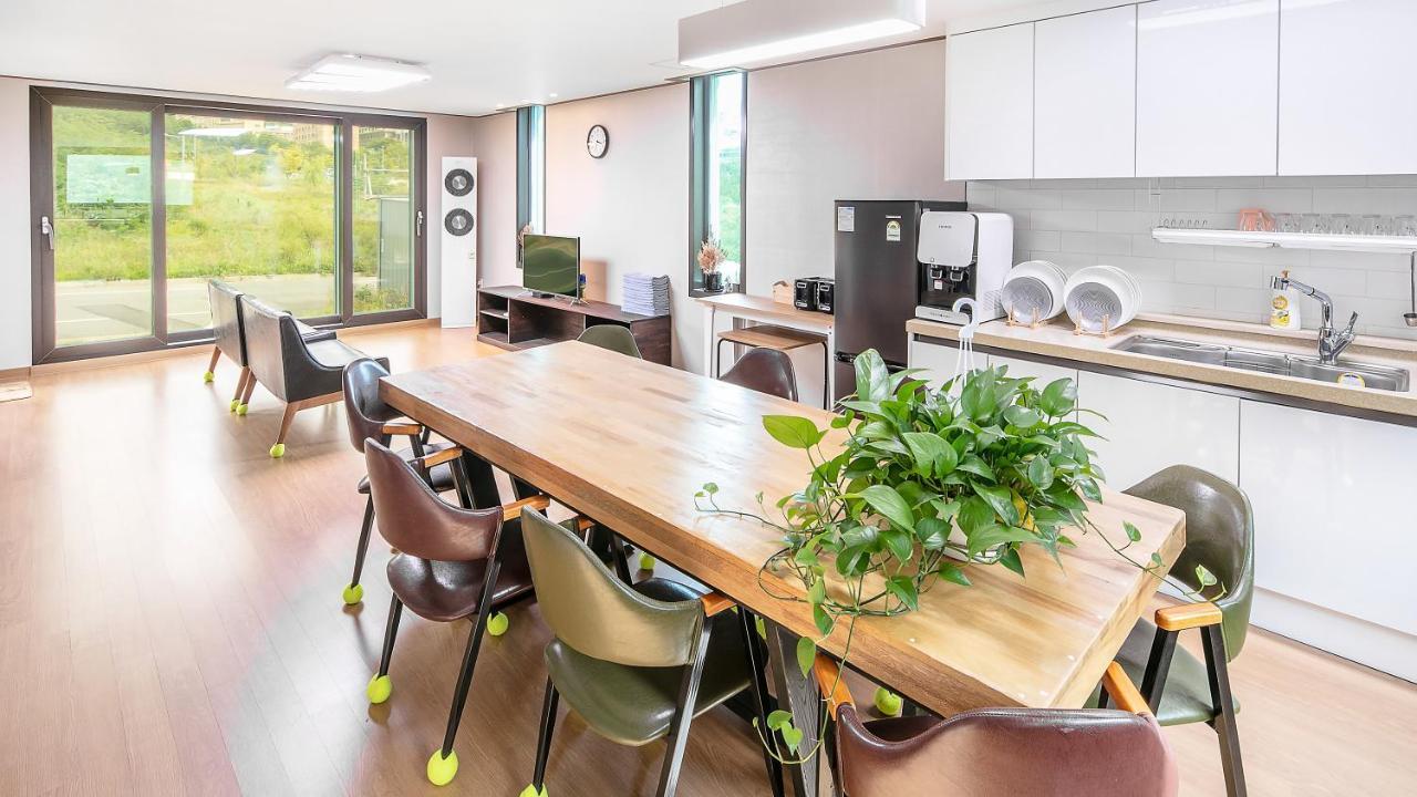 Leeon Guest House Інчхон Екстер'єр фото