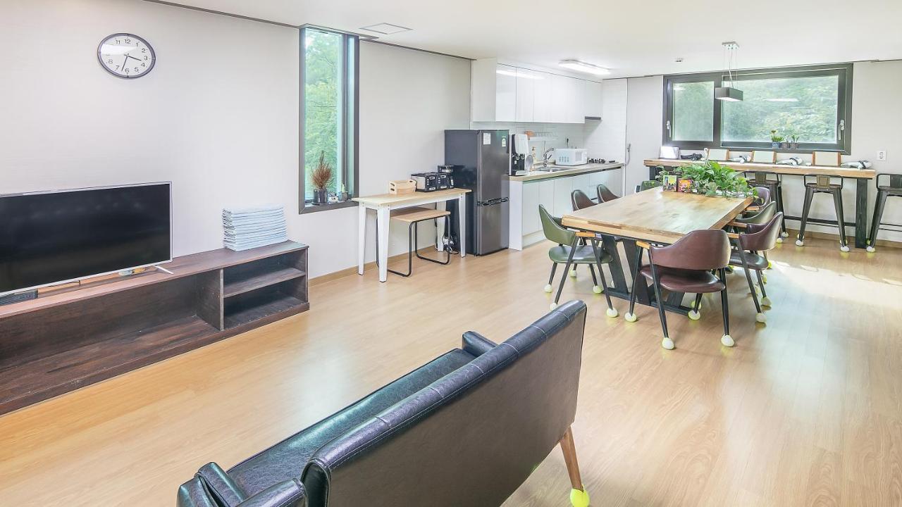 Leeon Guest House Інчхон Екстер'єр фото