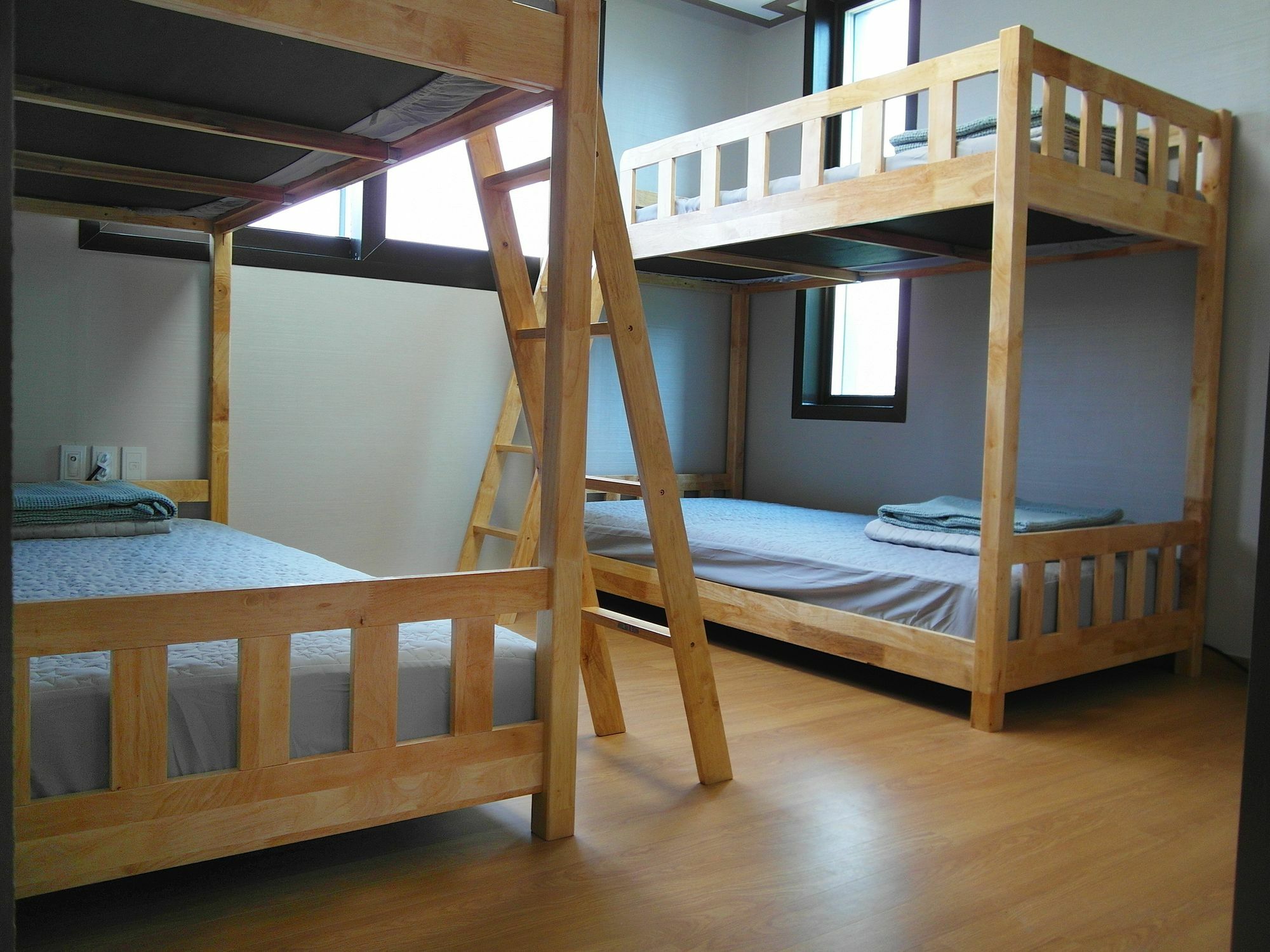Leeon Guest House Інчхон Екстер'єр фото